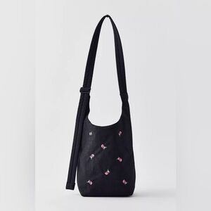Black Floral Embroidered Women's Bag
